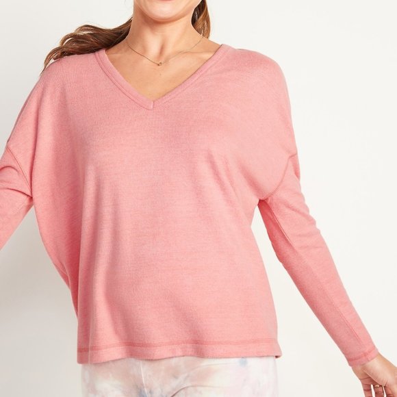 Old Navy Cozy Plush Knit Top Soft V-Neck Oversized Lounge Tee Size Large NEW - Picture 5 of 5